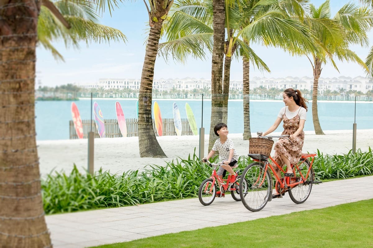 Cuộc sống tiện nghi, đẳng cấp giữa miền xanh bao la với cây xanh, mặt nước và không khí trong lành, khoáng đạt tại Vinhomes Ocean Park 1.